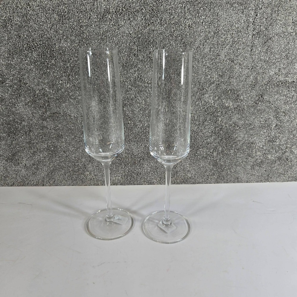 Crate & Barrel Tour Champagne Flutes Clear Glass Set of 2 Made in Germany 8oz‎